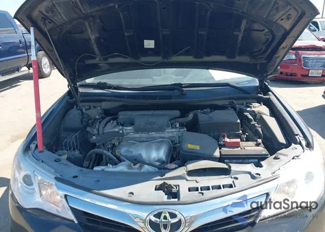 2014 Toyota Camry Le из США, поврежденный, VIN 4T4BF1FK5ER412566